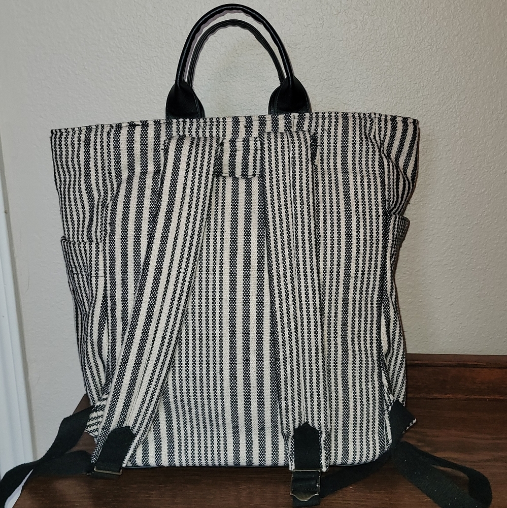 Universal Thread Backpack / Laptop Backpack / Dia… - image 2